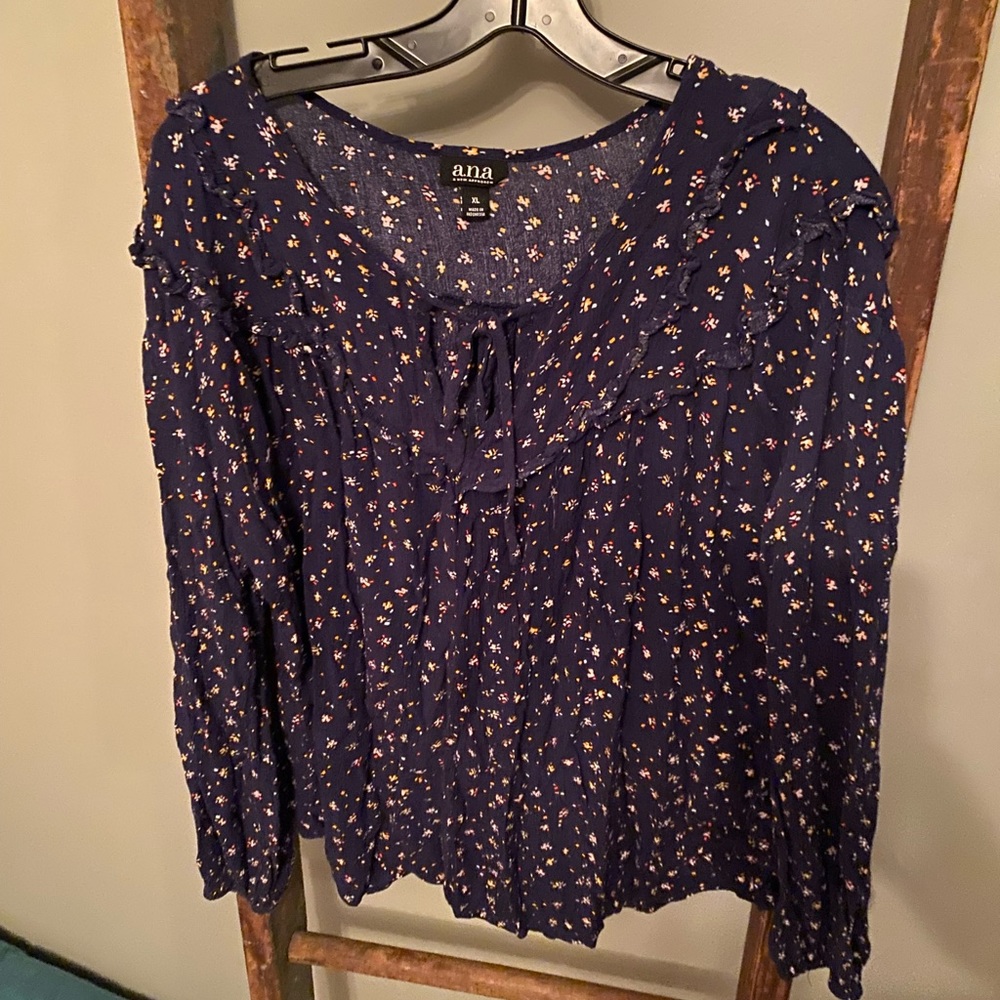 Flowy blue floral print blouse size XL